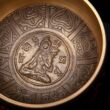 Picture 2/3 -Indian Singing Bowl with TARA engraving 14 cm - Bodhi