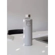Kép 2/3 - MISMATCH Üvegkulacs 750ml - Grey Dove - Equa