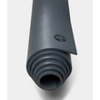 Kép 2/4 - Manduka PRO Yoga Mat 6mm – prémium jógaszőnyeg  - Black Thunder