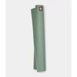 Kép 2/6 - Manduka eKO Superlite Travel Yoga Mat 1.5mm LONG – természetes gumi jógaszőnyeg -  Leaf Green