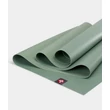 Kép 5/6 - Manduka eKO Superlite Travel Yoga Mat 1.5mm LONG – természetes gumi jógaszőnyeg -  Leaf Green