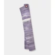 Kép 2/4 - Manduka eKO Superlite Travel Yoga Mat 1.5mm – természetes gumi jógaszőnyeg - Hyacinth Marble