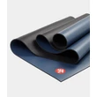 Kép 4/4 - Manduka GRP Adapt 2.0 Yoga Mat 5mm – izzadásbiztos jógaszőnyeg - Midnight