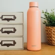 Kép 2/3 - Hőtartó fémkulacs SOLID Pastel Peach fémkulacs 850ml - Quokka