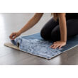 Picture 6/6 -Yoga Towel - Mandala Saphire / YogaDesignLab