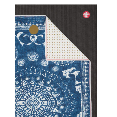 manduka yogitoes towel