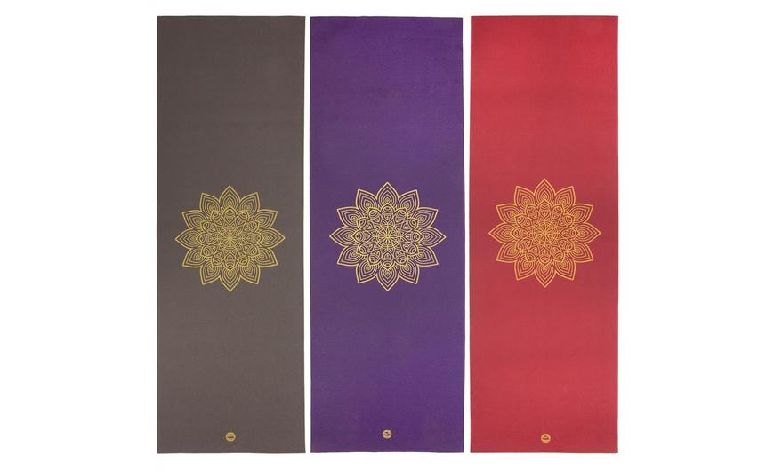 The popular Rishikesh yoga mat with golden mandala print