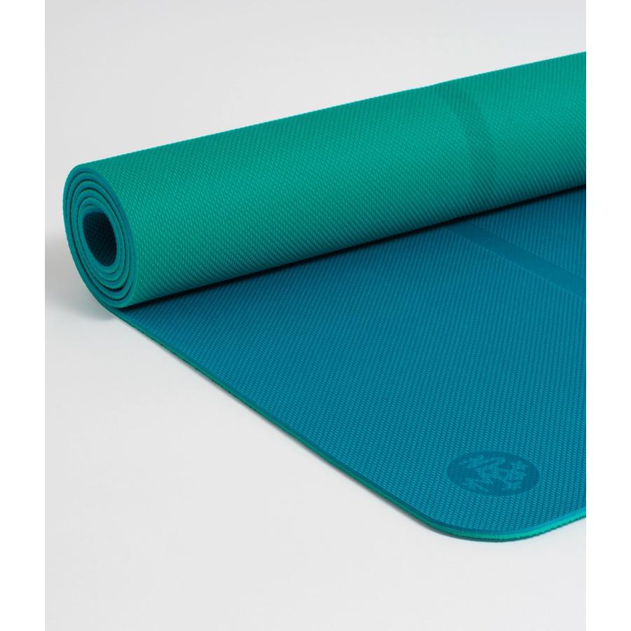 welcome by manduka